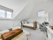 Large 4 bedroom family house located on Springfield Road