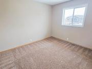 Large 4 Bedroom Home In Sundance | Deck + Finished Basement