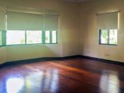 Large 4 Bedroom House and Lot for Sale in Dasmarinas...