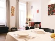 Large and Centrally:Terrace, 2 bathrooms, 2 bedrooms,...