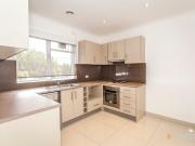 Large Apartment In Prime Bentleigh Location
