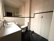 Large Art Deco Apartment With Balcony