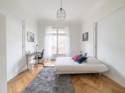 Large bedroom with balcony 20m²