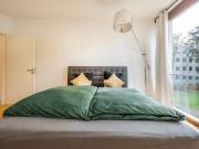 Large & bright 2 room apartment in the zoo district of...