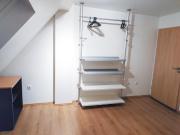 Large bright 4 room maisonette apartment