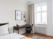 Large, bright and exclusive 4 room apartment centrally...