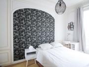 Large bright bedroom 14m²