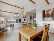 Spacious modern villa with lake and mountain views |...