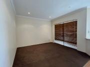 LARGE FAMILY HOME CLOSE TO SCHOOL & FARMERS MARKET