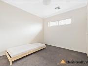 LARGE FAMILY HOME & GREAT LOCATION
