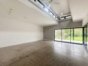 Large family home in convenient locale 6 MONTHS LEASE ONLY