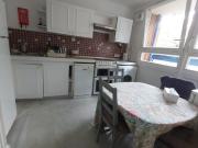 Large Flat * 4 Beds * OVAL Tube Zone 1/2