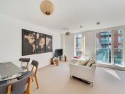 Large flat, BILLS INC, double bedroom w balc