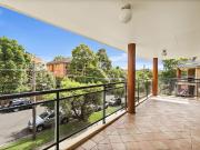 Large Front Facing 2 Bedroom Unit