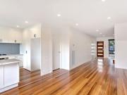 Large fully renovated townhouse Large fully renovated townhouse