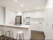 Large FURNISHED Modern 1 bed Apartment