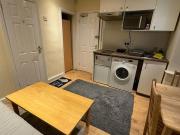 Large furnished STUDIO in Colindale