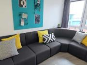 Large High Double Ensuite: Three Bed Flat