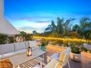 LARGE INNER CITY APT CLOSE TO EVERYTHING THAT MATTERS ON...