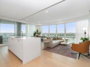 LARGE INNER CITY LUXURY LIVING