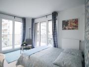 Large luminous bedroom 11m²