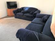 LARGE MASTER BEDROOM. MODERN HOUSE. TOP LOCALE. WALK TO...