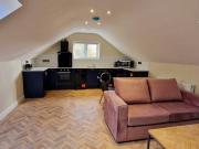 Large, Modern 1 Bedroom Flat Council Tax Included Large, Modern 1 Bedroom Flat Council Tax Included