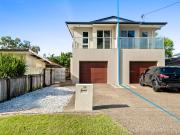 LARGE MODERN DUPLEX WITH NO BODY CORP FEES