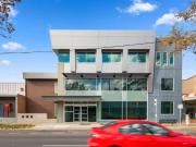 LARGE MODERN OFFICE COMPLEX