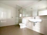 Large ONE BEDROOM at MACQUARIE PARK!
