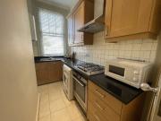 Large One Bedroom Flat in High Street Kensington