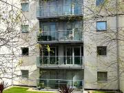 Large one bedroom flat with balcony and parking