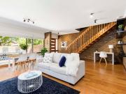 Large & Private 3 bedroom Townhouse