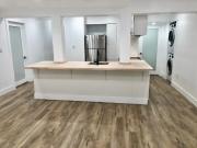 Large room FEMALE only South End
