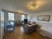 Large Spacious One Bedroom Flat in Mayfair