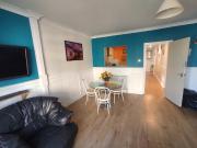 Large, spacious, quiet and centrally located 2 bed