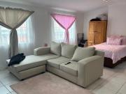 LARGE STUDIO APARTMENT IN CRAIGHALL PARK FOR RENTAL