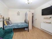 Large studio flat/ Sutton Coldfield/ Good Hope Hos