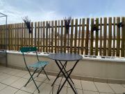 Large studio with balcony and parking Paris...