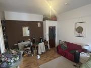 Large Studio with separate kitchen in Manor House