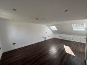 Large three bedrrom flat