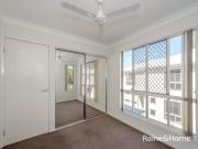 LARGE TOWNHOUSE WITH COMPLEX POOL