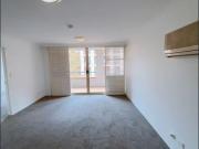 LARGE TWO BEDROOM APARTMENT WITH SECURE PARKING｜PYRMONT...