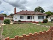 Large Two Bedroom Home with Front and Rear Sleepouts