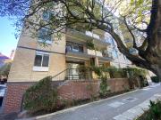 Large Unit in Outstanding Location
