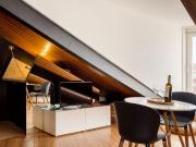 Largo Santo António da Sé 8