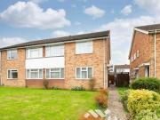 Larkspur Way, West Ewell, 2 Bedroom Maisonette