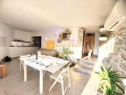 LAROQUE Appart COSY FF3 60 m2 avec terrasse, cave et... LAROQUE Appart COSY FF3 60 m2 avec terrasse, cave et...