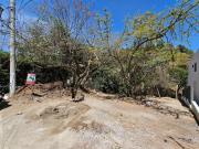 LAS CAÑADAS HERMOSO LOTE EN VENTA COLINDANTE CON...