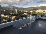 Las Condes, Avenida Las Condes / La Cabaña